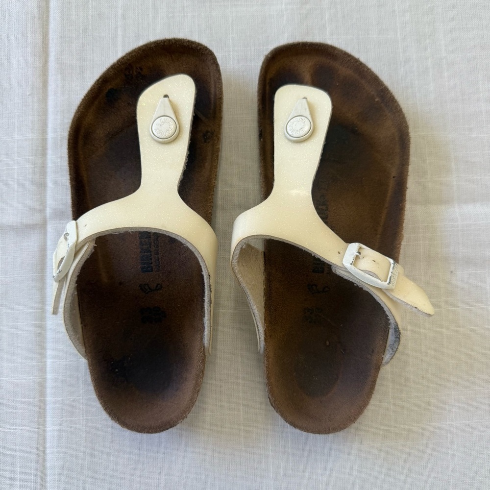Birkenstock Graceful Pearl White Girls Size 33 / 2-2.5